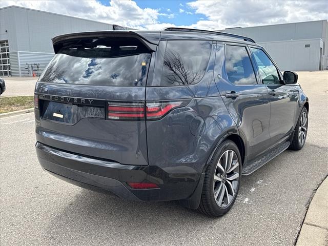 2025 Land Rover Discovery P360 Dynamic SE