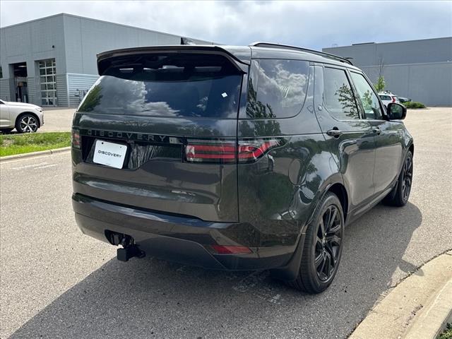 2025 Land Rover Discovery P360 Dynamic SE