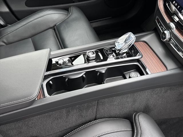 2024 Volvo XC60 Recharge Ultimate