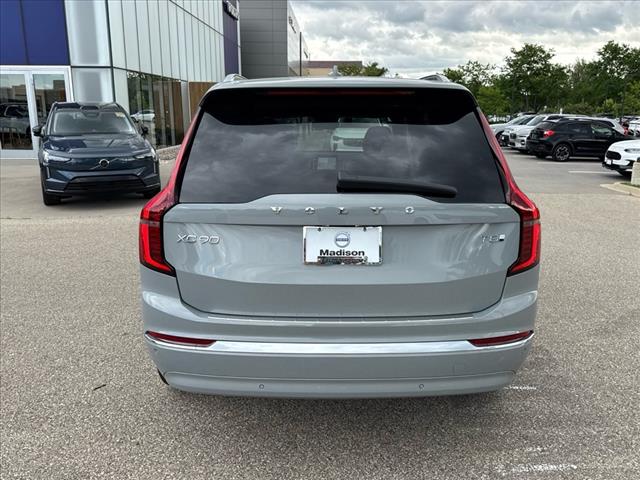 2025 Volvo XC90 T8 Plus 7-Seater