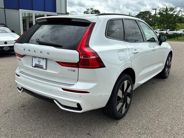 2025 Volvo XC60 T8 Plus