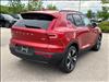 2025 Volvo XC40 B5 Ultra Dark Theme