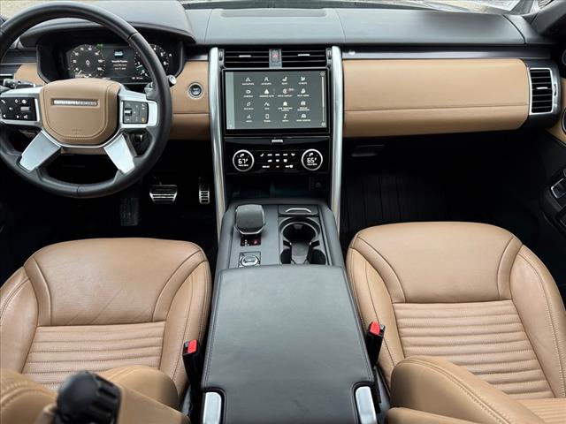 2024 Land Rover Discovery P360 Metropolitan Edition