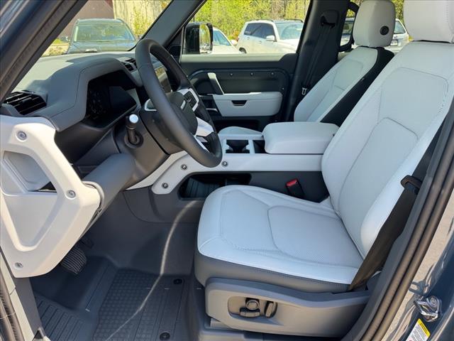 2025 Land Rover Defender P300