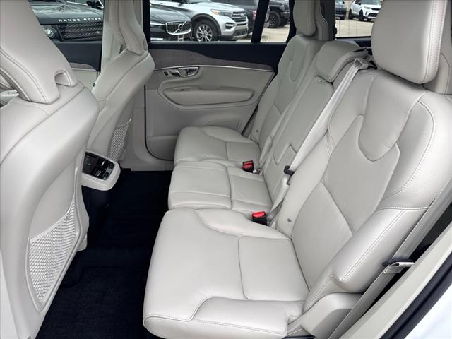 2024 Volvo XC90 B6 Plus Bright Theme
