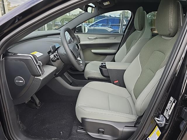 2025 Volvo EX30 Twin Motor Plus