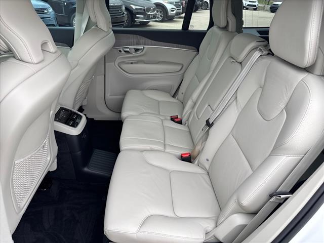 2023 Volvo XC90 Recharge T8 Plus Dark Theme 7 Passenger