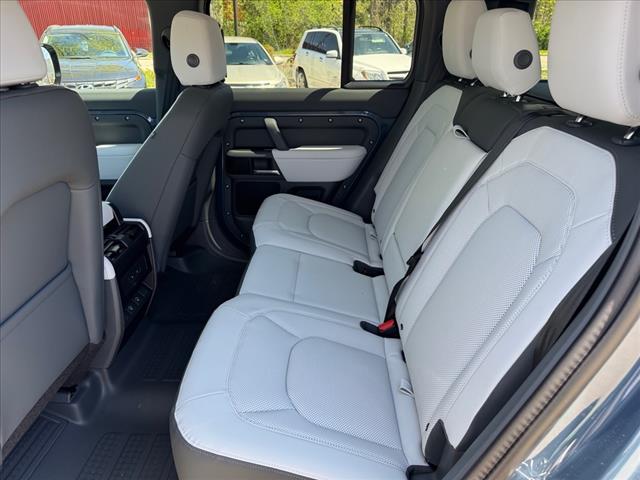 2025 Land Rover Defender P300