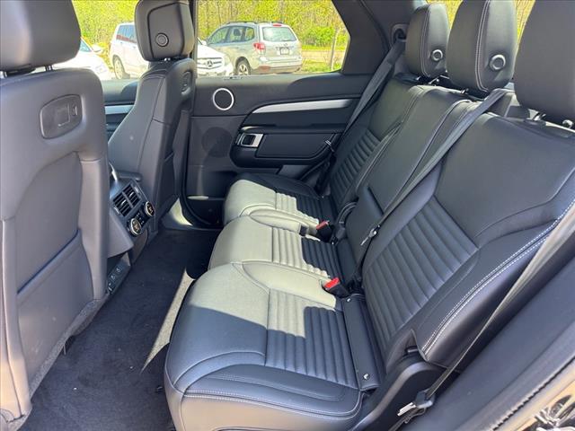 2025 Land Rover Discovery P360 Dynamic SE