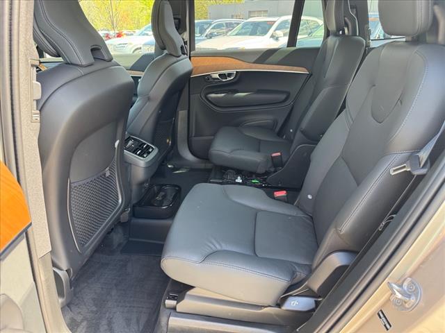 2025 Volvo XC90 B6 Plus 6-Seater