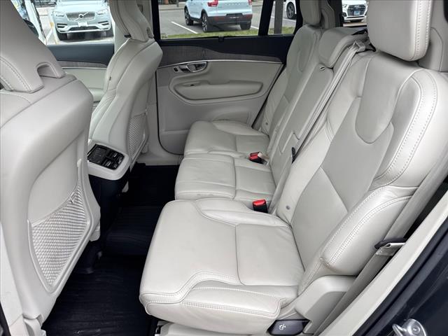 2022 Volvo XC90 T6 Inscription