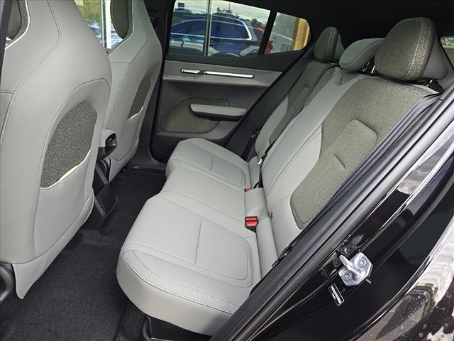 2025 Volvo EX30 Twin Motor Plus