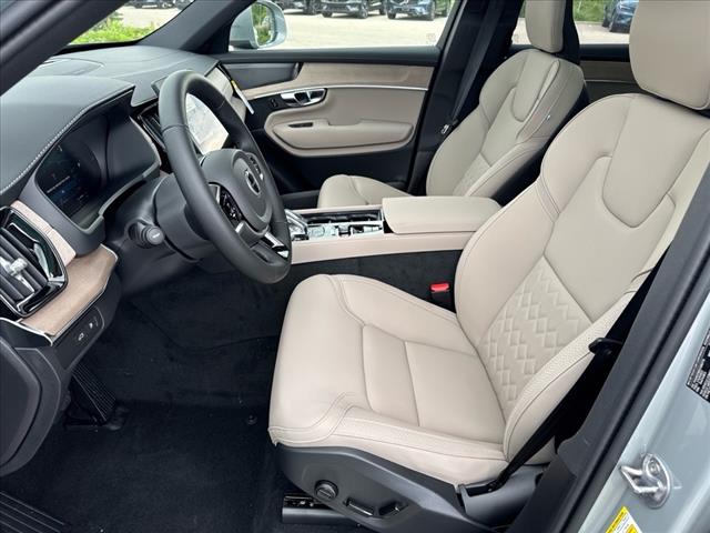 2025 Volvo XC90 T8 Plus 7-Seater