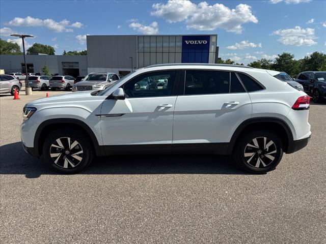 2022 Volkswagen Atlas Cross Sport 2.0T SE