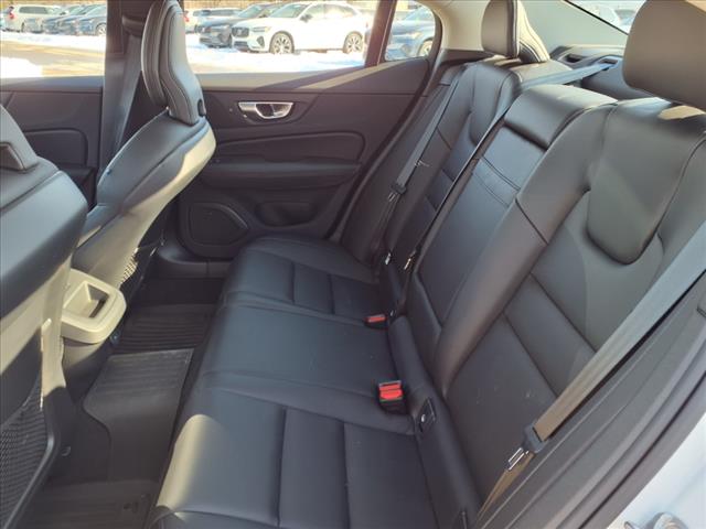 2025 Volvo S60 B5 Core