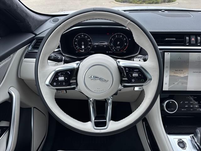 2025 Jaguar F-PACE P400 R-Dynamic S