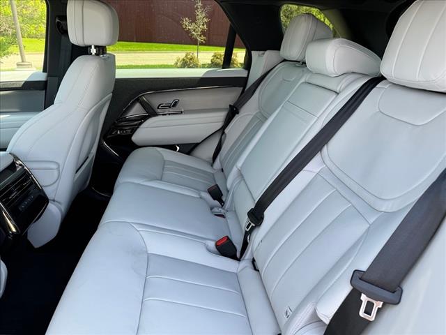 2024 Land Rover Range Rover Sport SE