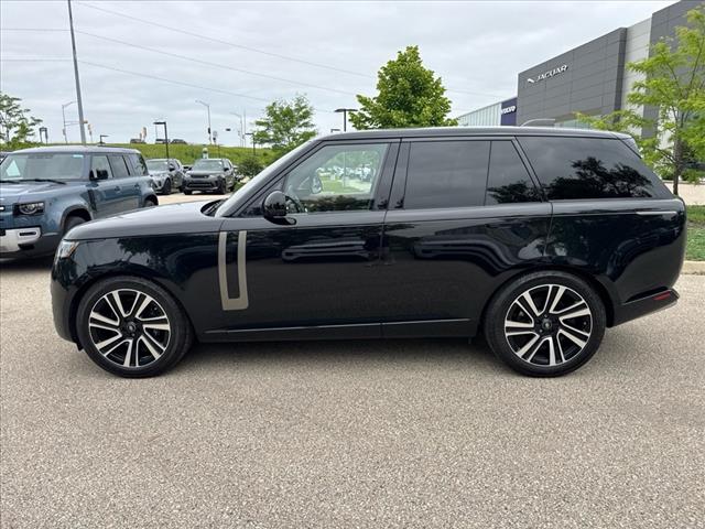 2023 Land Rover Range Rover SE