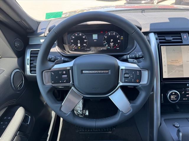 2025 Land Rover Discovery P360 Dynamic SE