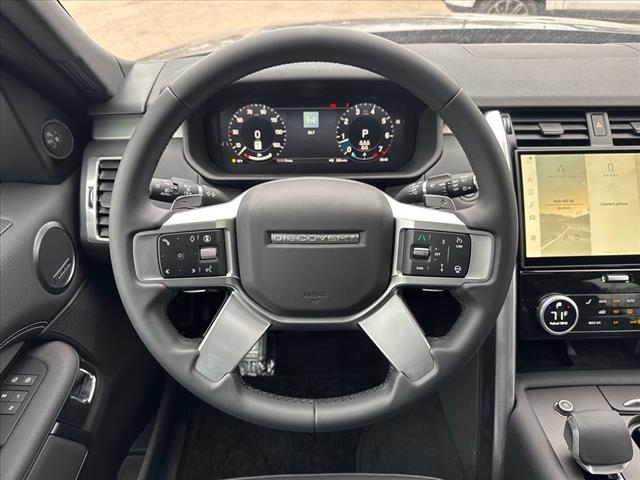 2025 Land Rover Discovery P360 Dynamic SE