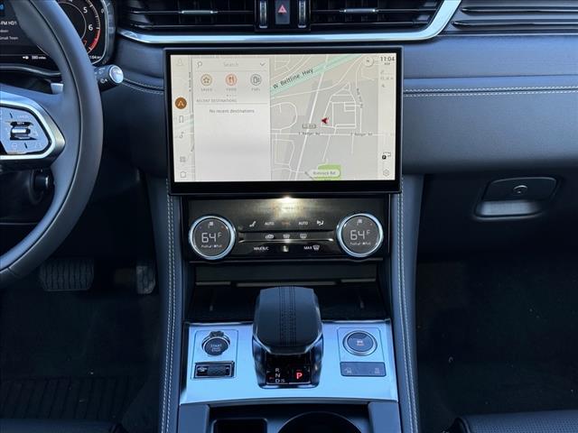 2024 Jaguar F-PACE P250 R-Dynamic S