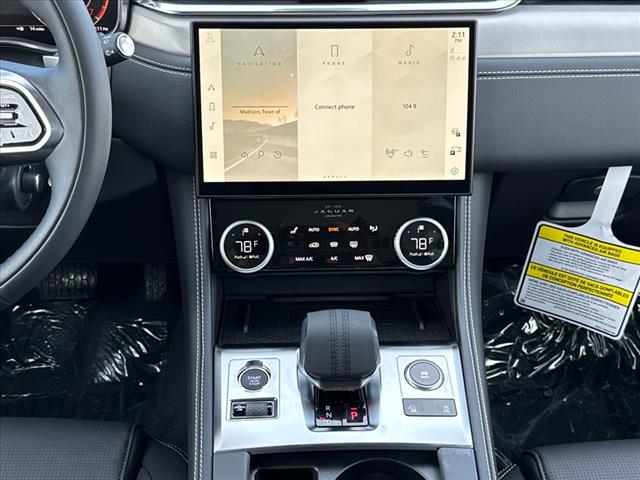 2025 Jaguar F-PACE P250 R-Dynamic S