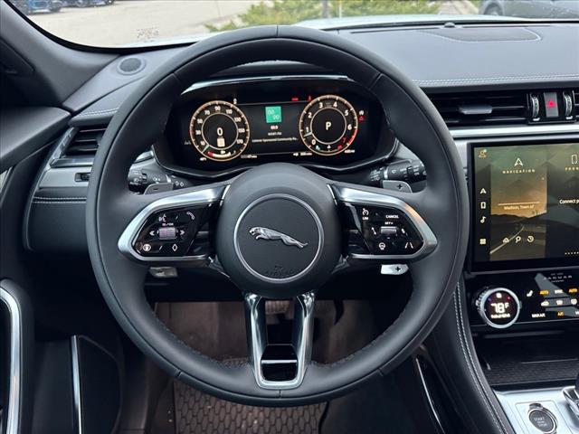 2025 Jaguar F-PACE P250 R-Dynamic S