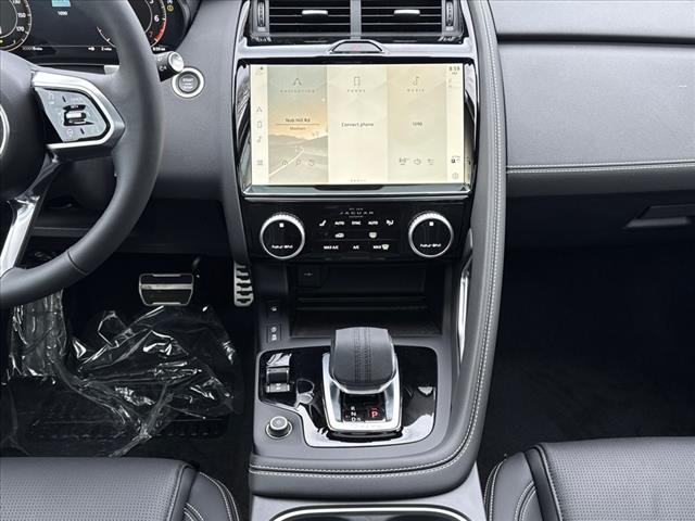 2024 Jaguar E-PACE P250 R-Dynamic SE