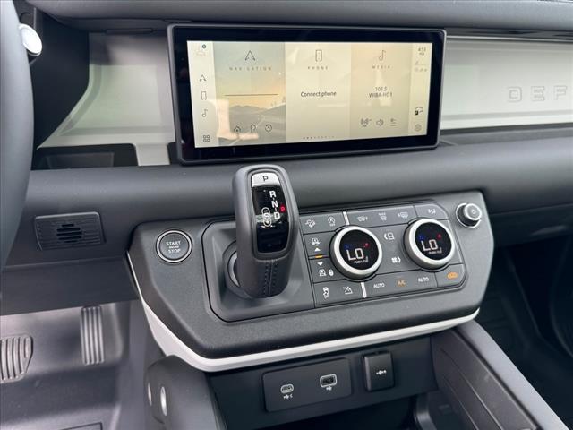 2024 Land Rover Defender P300 S