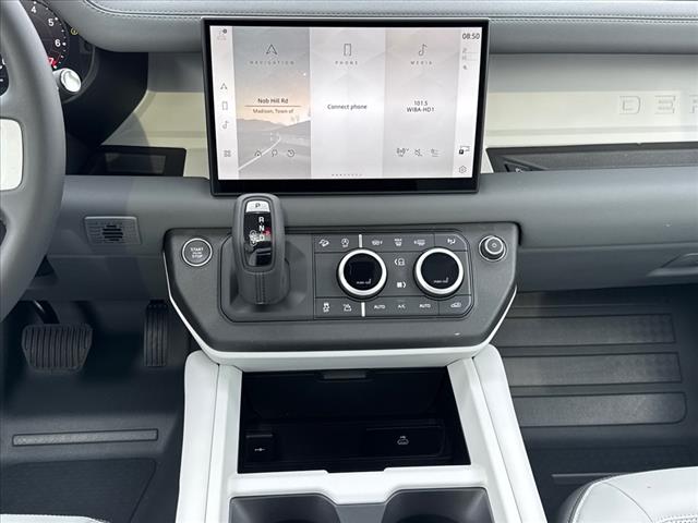 2025 Land Rover Defender P300
