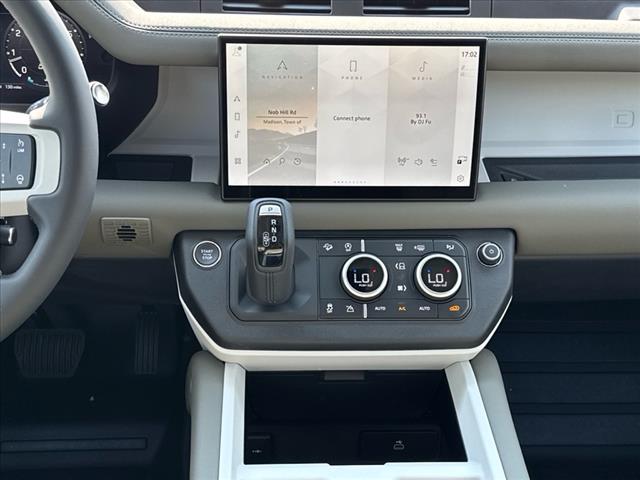 2025 Land Rover Defender P300