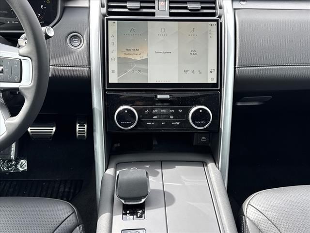 2025 Land Rover Discovery P360 Dynamic SE
