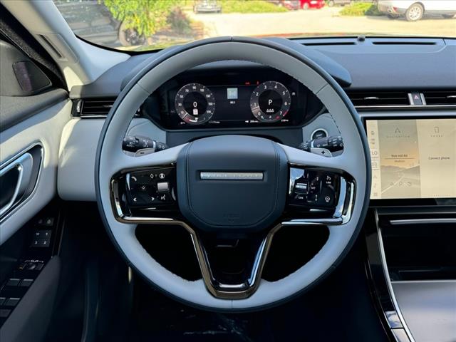 2025 Land Rover Range Rover Velar Dynamic SE