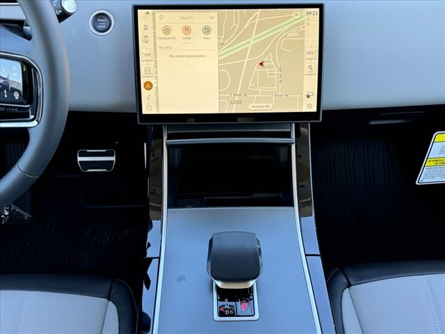 2024 Land Rover Range Rover Evoque Dynamic SE