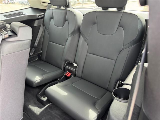 2025 Volvo XC90 B6 Plus 7P