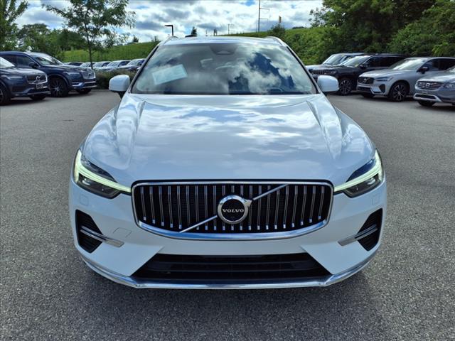 2022 Volvo XC60 B6 Inscription