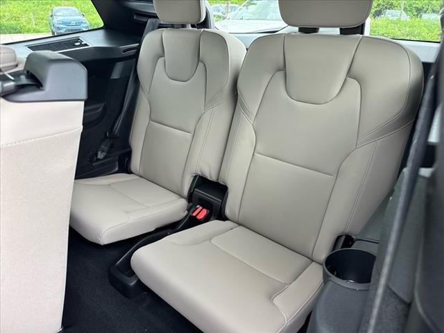 2025 Volvo XC90 T8 Plus 7-Seater