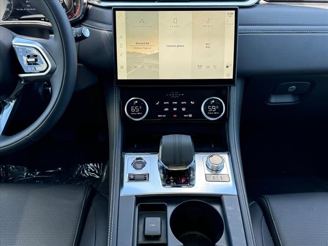 2025 Jaguar F-PACE P250 R-Dynamic S