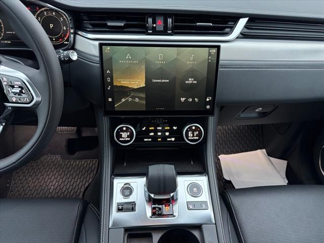 2025 Jaguar F-PACE P250 R-Dynamic S