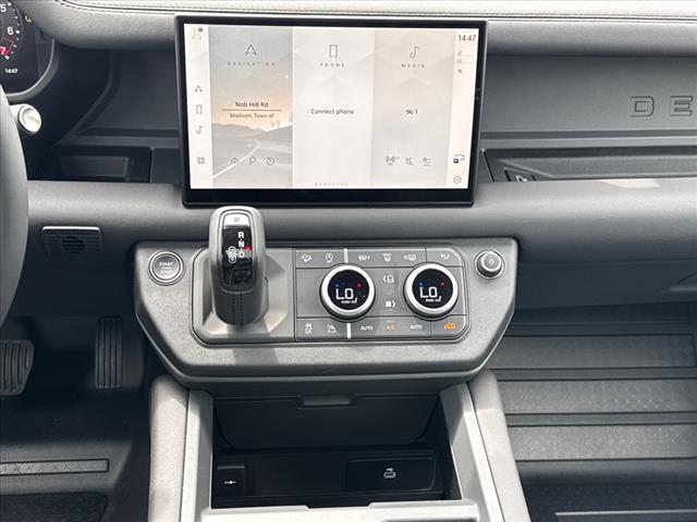 2025 Land Rover Defender P300
