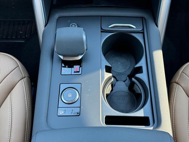 2024 Land Rover Discovery P360 Dynamic SE