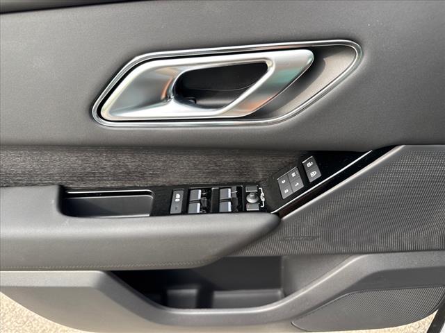 2026 Land Rover Range Rover Velar P400 Dynamic SE