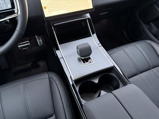 2024 Land Rover Range Rover Evoque Dynamic SE