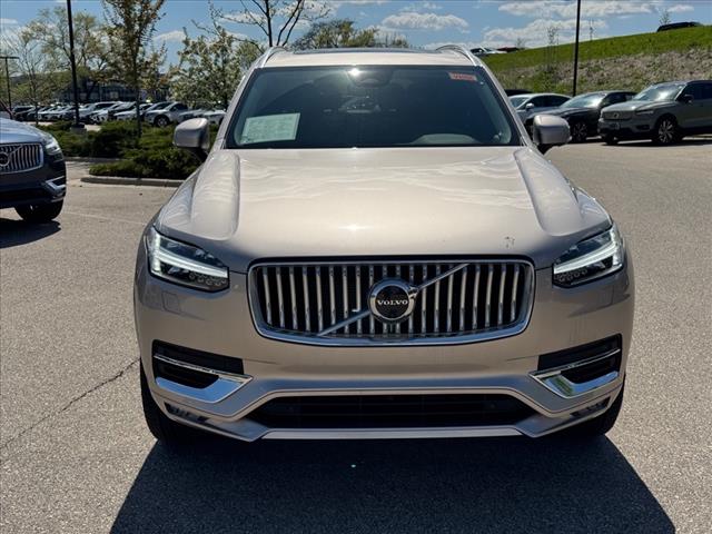 2025 Volvo XC90 B6 Plus 6-Seater