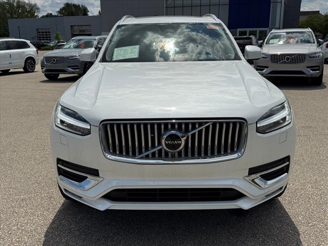 2025 Volvo XC90 B6 Plus 7P