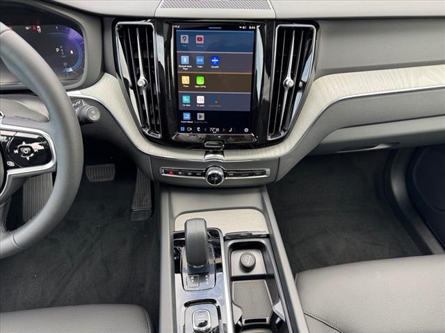 2025 Volvo XC60 B5 Core