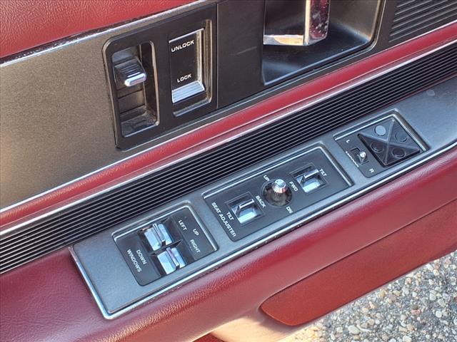 1990 Buick Reatta Base