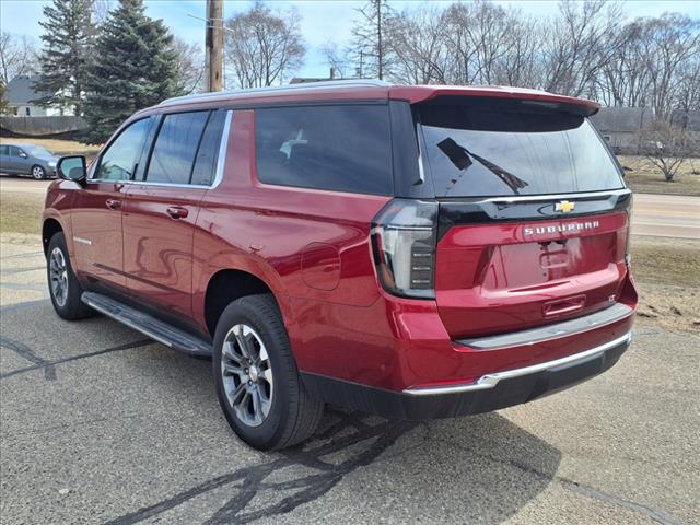 2025 Chevrolet Suburban LT