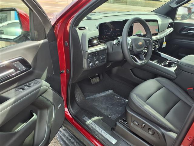 2025 Chevrolet Suburban LT