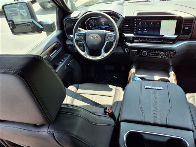 2025 Chevrolet Silverado 3500HD High Country